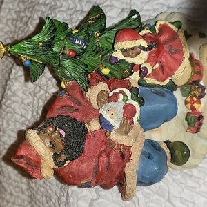 Ebony Santa And Child Christmas Decoration